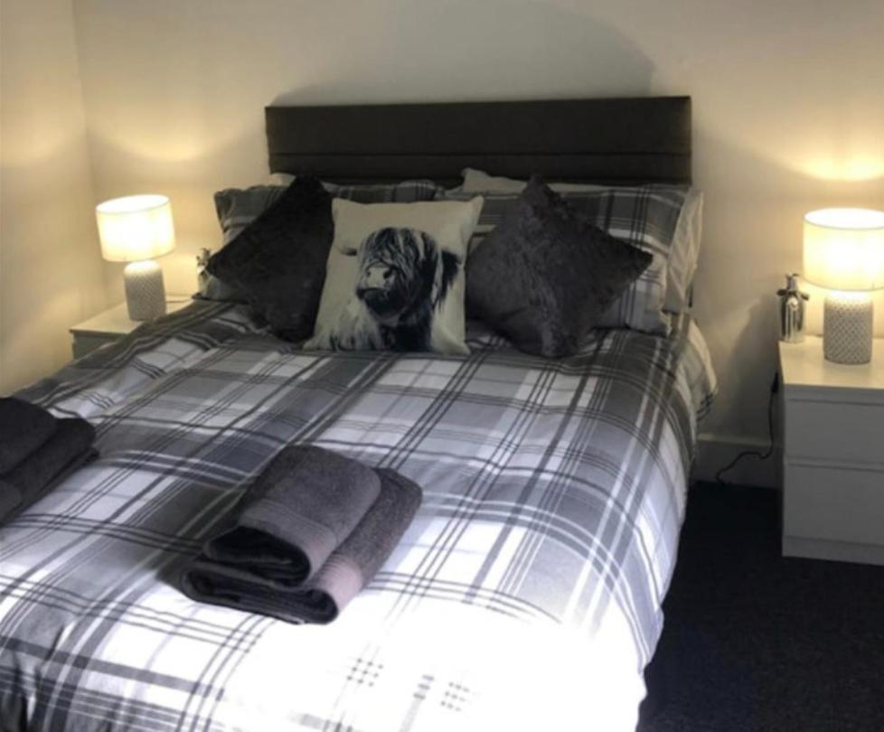 Captivating 2-Bed Apartment In Isle Of Bute Rothesay Exterior foto