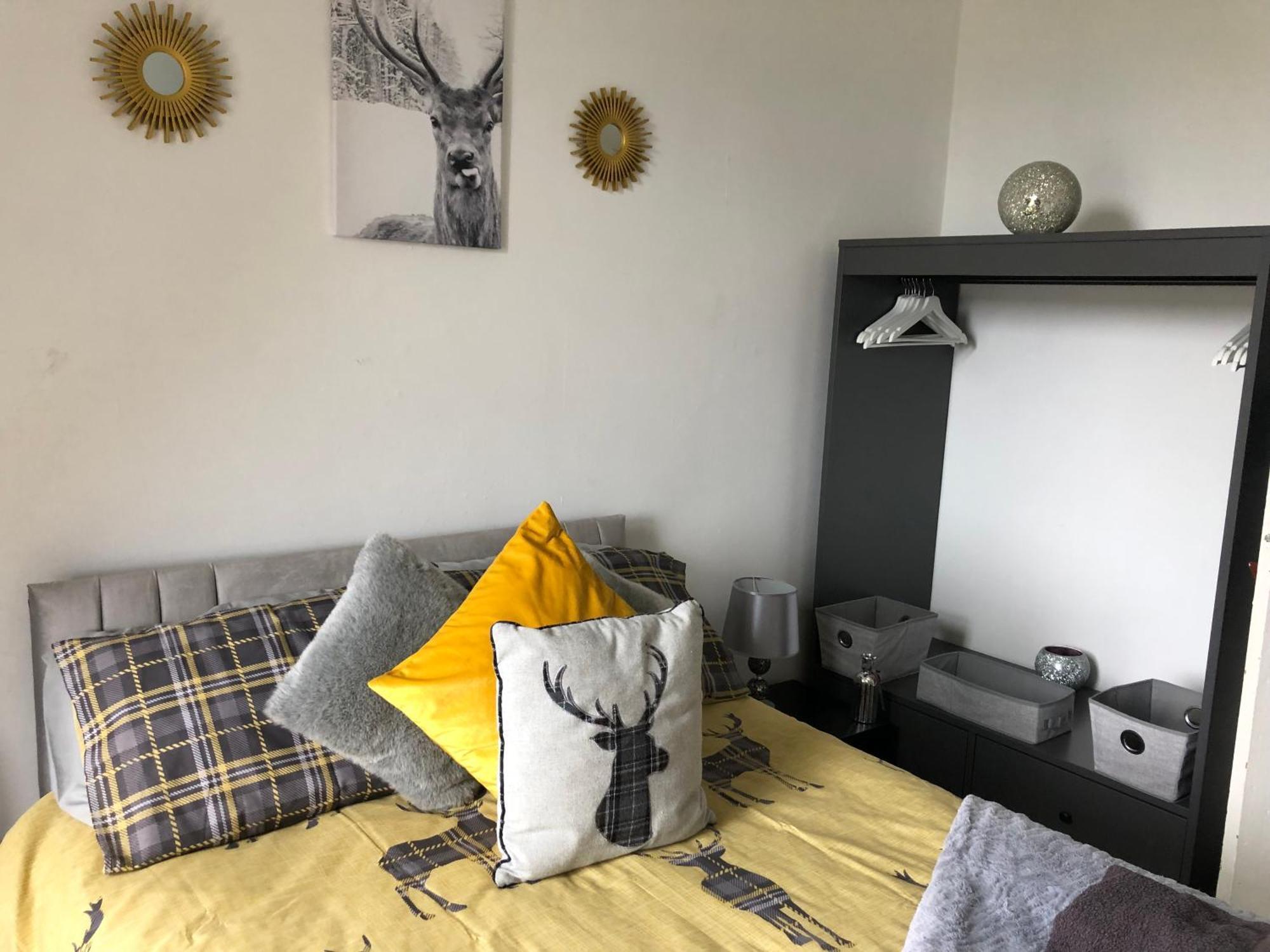 Captivating 2-Bed Apartment In Isle Of Bute Rothesay Exterior foto